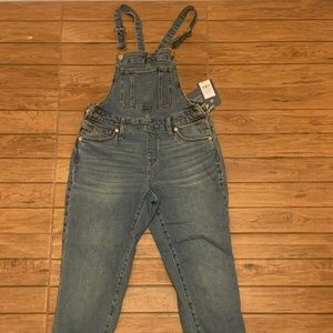 NWT Universal Thread Co Overalls